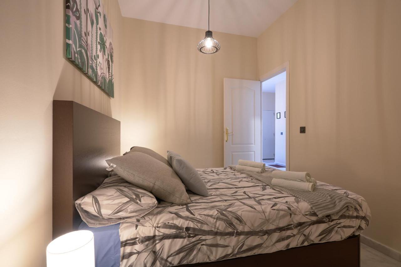 Apartamentos Tejares De Triana 16B Seville Luaran gambar