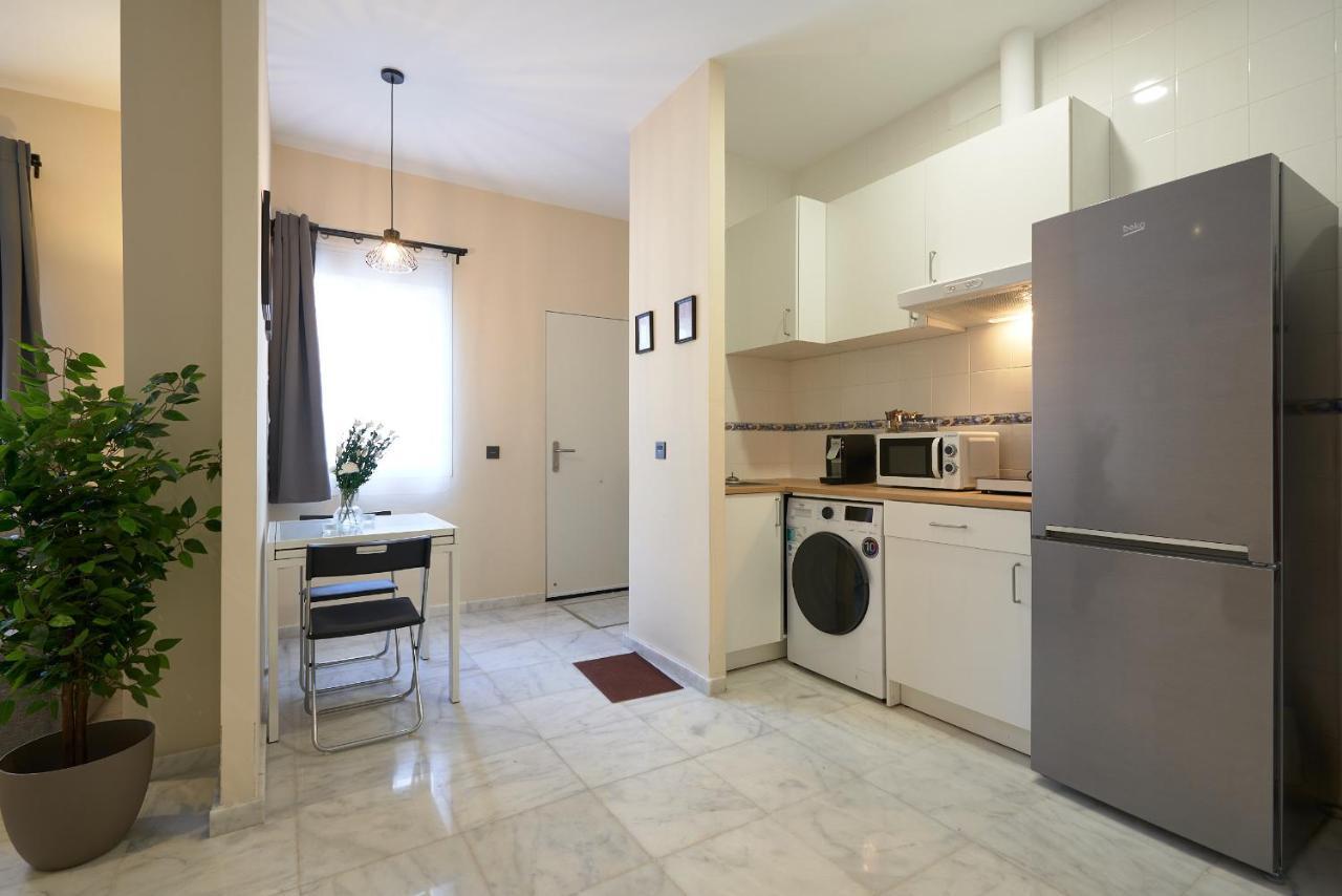 Apartamentos Tejares De Triana 16B Seville Luaran gambar