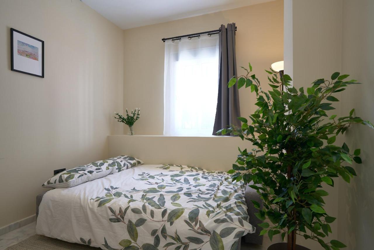 Apartamentos Tejares De Triana 16B Seville Luaran gambar