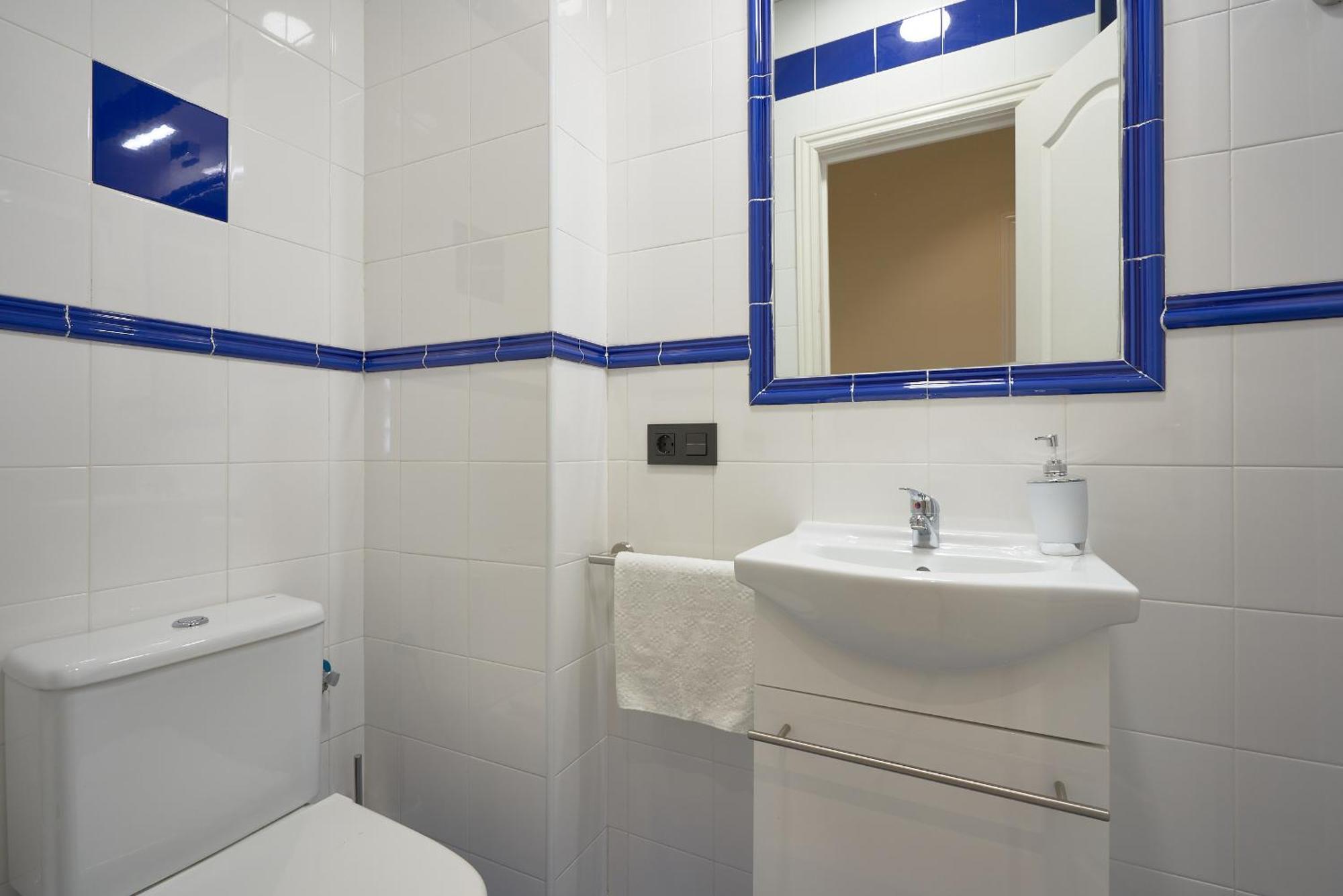 Apartamentos Tejares De Triana 16B Seville Luaran gambar